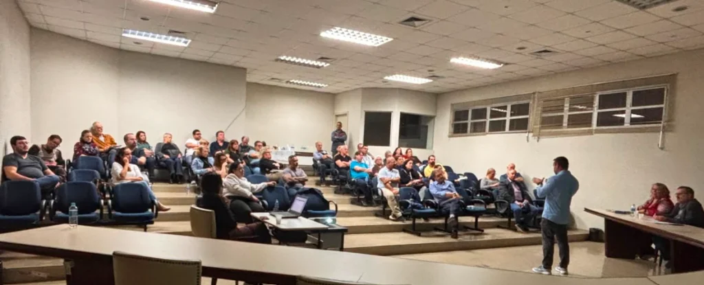 Corpo docente participa de encontro de capacitação e atualização pedagógica no Grupo Oswaldo Cruz